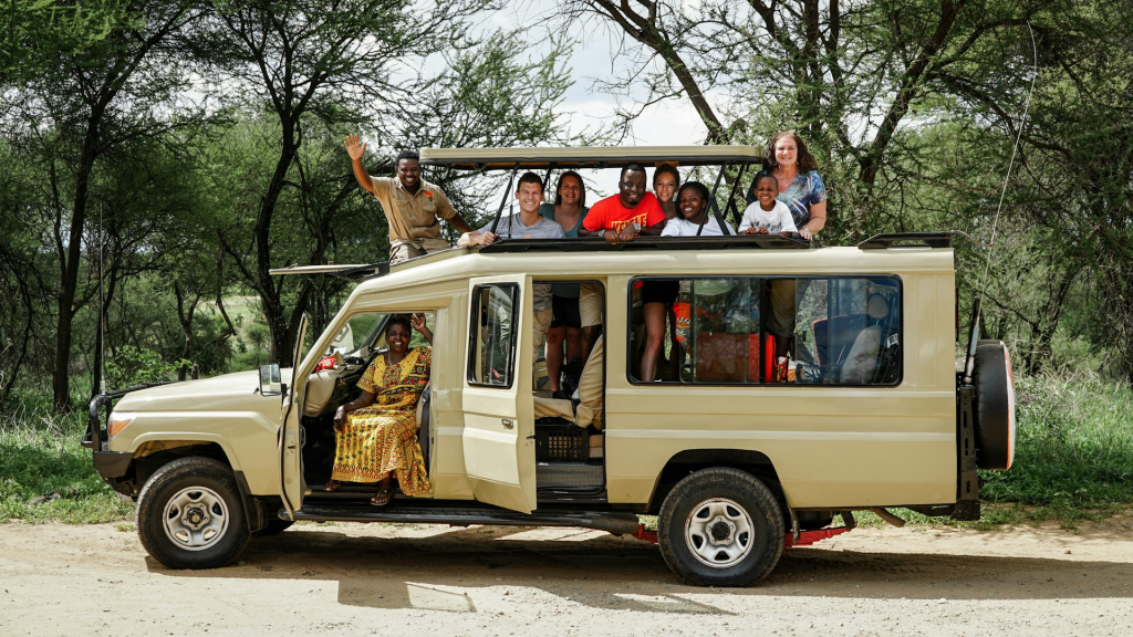 4x4 Uganda Car Hire