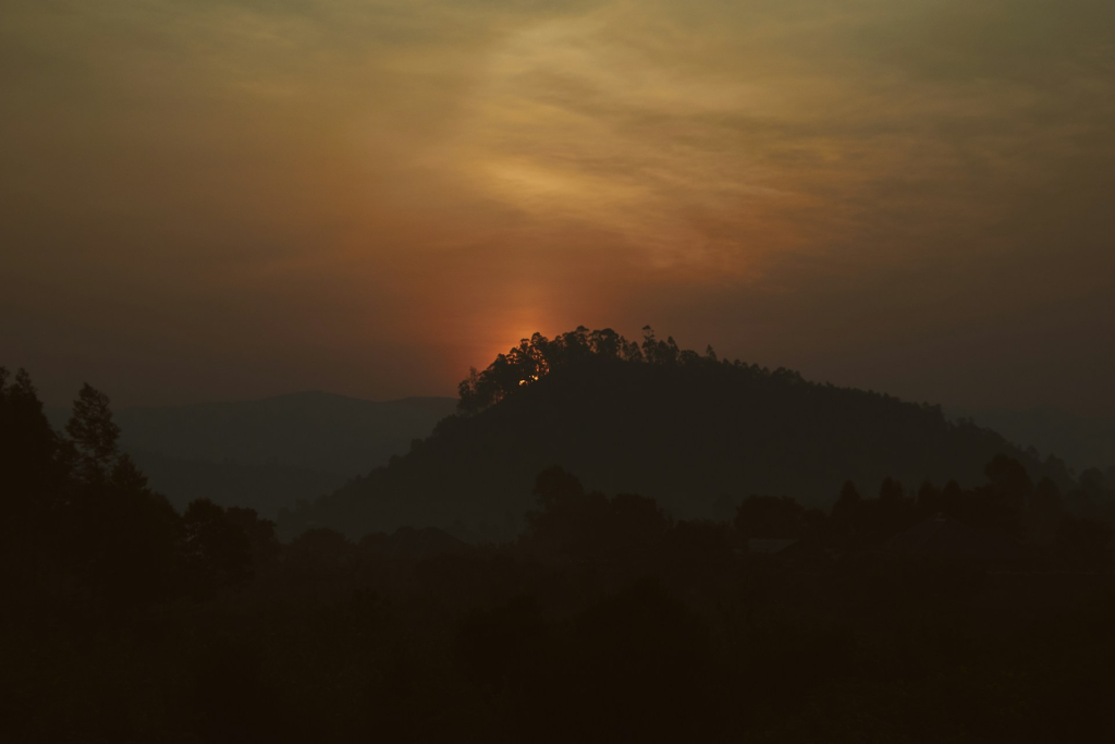 What to avoid when choosing a travel agent for Rwanda